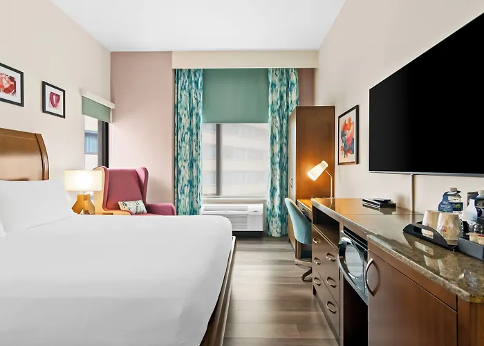 Hotel Hilton Garden Downtown Riverwalk Chicago