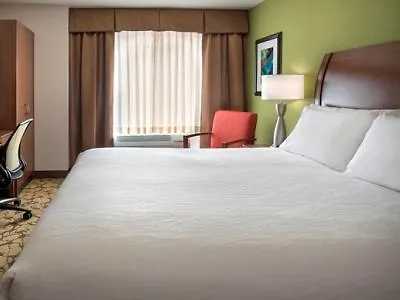 Hilton Garden Downtown Riverwalk
