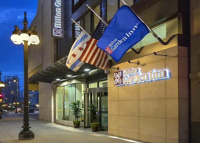 Hilton Garden Downtown Riverwalk Hotel